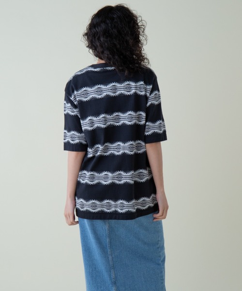 PENDLETON(ペンドルトン)の「ジャガードティ(UNISEX)(Tシャツ/カットソー・メンズ・ホワイト系その他4/ブラック系その他5・MEDIUM/LARGE/SMALL)」の2枚目の写真