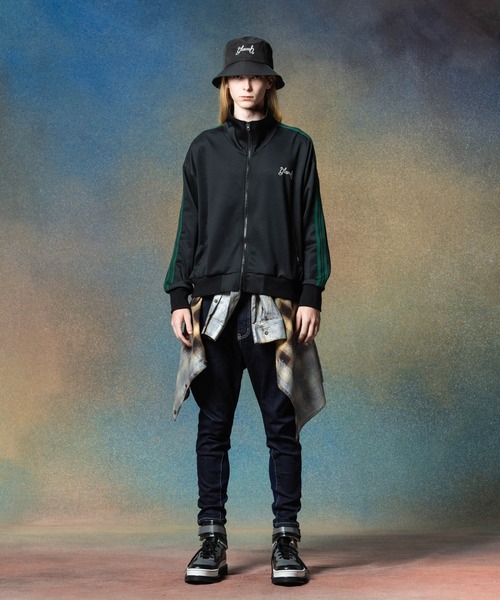 glamb（グラム）の「TIME TRAVELER Packable Jersey (GEAR 006) / タイムトラベラーパッカブルジャージ（ジャージ・メンズ・ブラック/パープル/ブルー・L/S/M）」の7枚目の写真