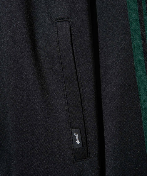 glamb（グラム）の「TIME TRAVELER Packable Jersey (GEAR 006) / タイムトラベラーパッカブルジャージ（ジャージ・メンズ・ブラック/パープル/ブルー・L/S/M）」の21枚目の写真