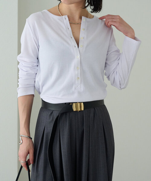 Omekashi（オメカシ）の「ヘンリーネックリブロンT（Tシャツ/カットソー・レディース・パープル/ブラック/オフホワイト/ライム・FREE）」の4枚目の写真