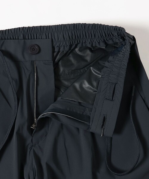 HERNO（ヘルノ）の「HERNO / ナイロン イージーパンツ（その他パンツ・メンズ・ブラック/ネイビー・S/M/L/XS）」の5枚目の写真