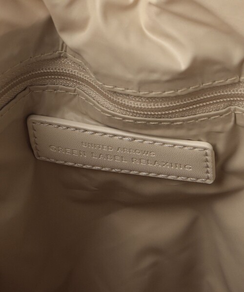 green label relaxing（グリーンレーベルリラクシング）の「パデットベルト ショルダー トートバッグ（ショルダーバッグ・レディース・オフホワイト/ブラック・FREE）」の14枚目の写真