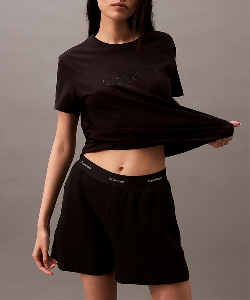Calvin Klein(カルバン・クライン)の「【Calvin Klein / カルバン クライン】レディース アンダーウェア ラウンジウェア ハーフパンツ(その他パンツ・レディース・グレー/ブラック・S/M/XS/L)」の3枚目の写真