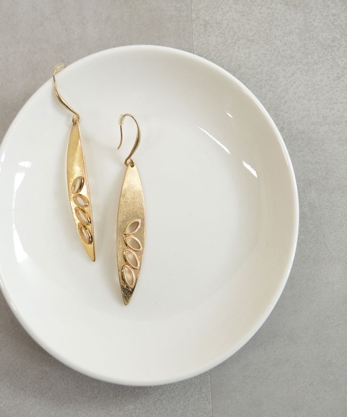 K18 ダイヤモンド クローバー ピアス