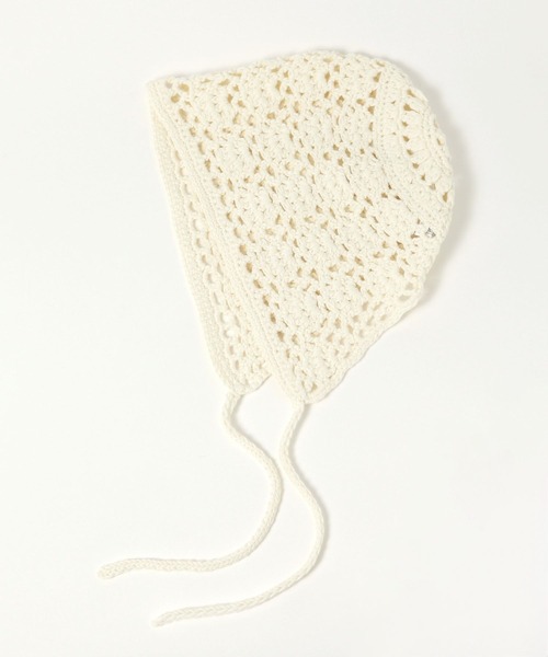 LOWRYS FARM（ローリーズファーム）の「クロシェボンネットビーニー 253116（ニットキャップ/ビーニー・レディース・ブラック/アイボリー・FREE）」の2枚目の写真