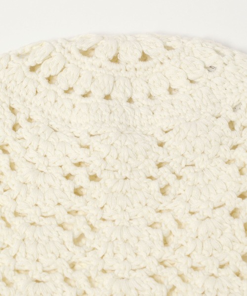 LOWRYS FARM（ローリーズファーム）の「クロシェボンネットビーニー 253116（ニットキャップ/ビーニー・レディース・ブラック/アイボリー・FREE）」の10枚目の写真