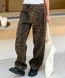 everycoco（エブリーココ）の「レオパード柄ワイドレッグジーンズ ワイドストレートパンツ（デニムパンツ）」