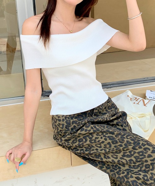 everycoco（エブリーココ）の「レオパード柄ワイドレッグジーンズ ワイドストレートパンツ（デニムパンツ・レディース・ブラウン・S/M/L）」の3枚目の写真