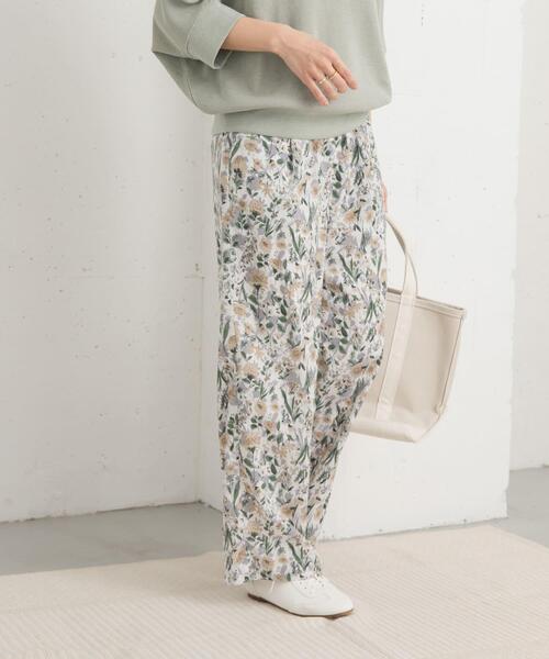 URBAN RESEARCH DOORS(アーバンリサーチドアーズ)の「『イージーケア/接触冷感』フラワープリントイージーパンツ(その他パンツ・レディース・ベージュ系その他/グレー系その他/イエロー系その他/ピンク系その他・SMALL/MEDIUM)」の22枚目の写真