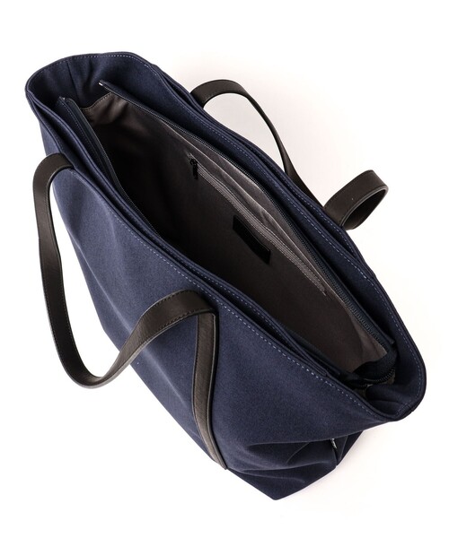 Un coeur(アンクール)の「【Un coeur/アンクール】K903061 アシメレザーハンドルトート 25SS(トートバッグ・メンズ・ブラック/ネイビー・FREE)」の13枚目の写真