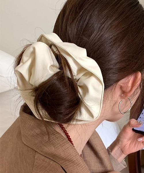 フェイクレザー ビッグシュシュ cula1144（シュシュ）｜c.u.l