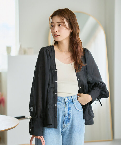 セール】カッブ付きVネックブラキャミ（キャミソール）｜Kastane