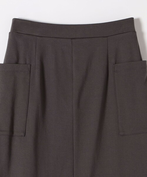 SHIPS any（シップス エニィ）の「SHIPS any:〈接触冷感/汗染み防止加工/洗濯機可能〉Iライン イージー スカート（スカート・レディース・ブラック/グレー系その他・ONE SIZE）」の20枚目の写真