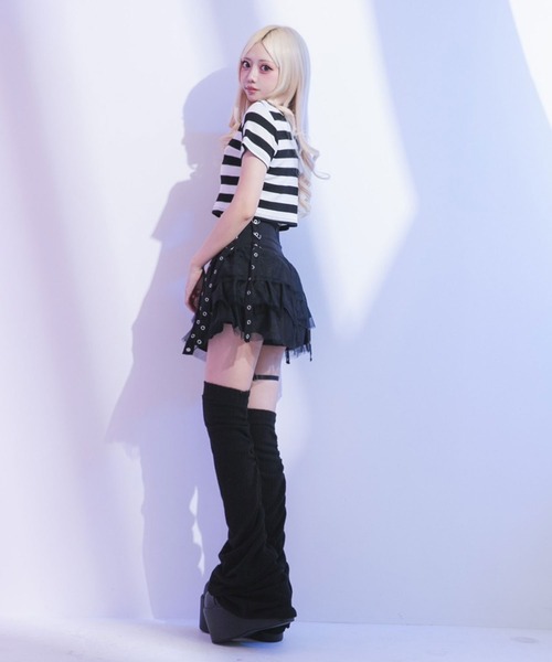 Diable baiser(ディアブルベーゼ)の「リボン付ビジュージップ半袖クロップド丈半袖カットソー【大きいサイズ有】(Tシャツ/カットソー・レディース・ホワイト/ブラック/ブラック×ホワイト/グリーン・SMALL/3L/LL/LARGE/MEDIUM)」の18枚目の写真