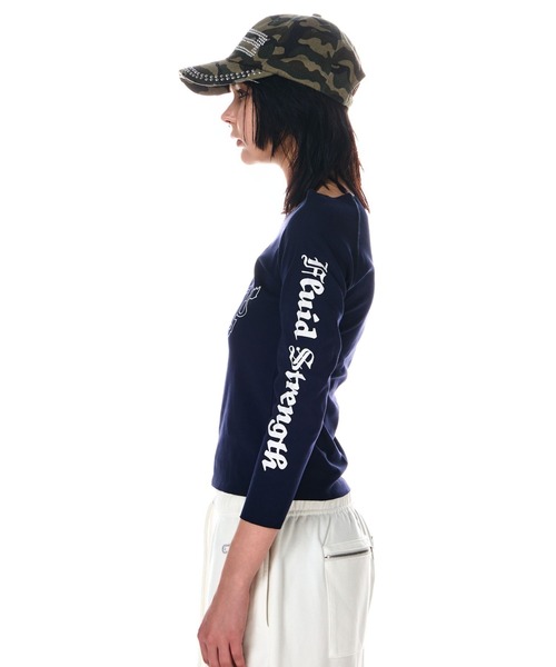 BEEDEN(ビーデン)の「BD EMBLEM FIT L/S TEE(Tシャツ/カットソー・レディース・ネイビー/レッド/グレー・FREE)」の11枚目の写真