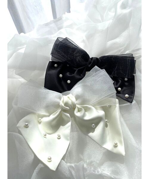 RESEXXY(リゼクシー)の「ポイントパールリボン(バレッタ/ヘアクリップ・レディース・ホワイト/ブラック・FREE)」の11枚目の写真