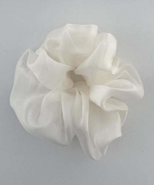 WEGO（ウィゴー）の「WEGO/キラキラBIGシュシュ（シュシュ・レディース・ライトピンク/オフホワイト/ライトグレー/ブラック・FREE）」の2枚目の写真