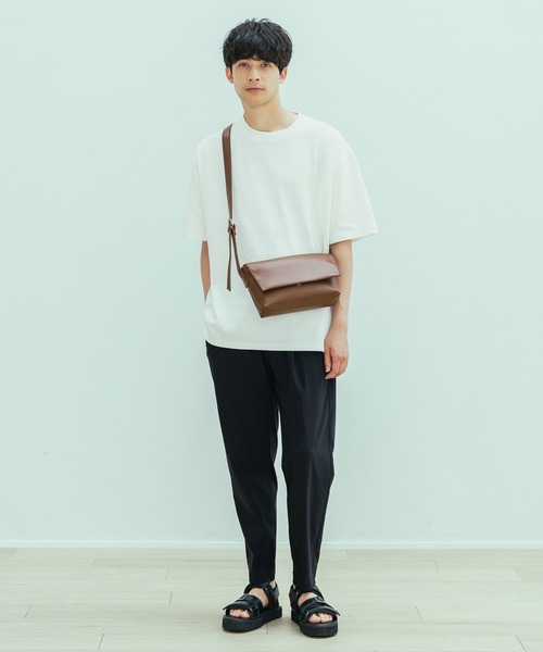 LAKOLE（ラコレ）の「フラップ横型ショルダーバッグ / 495422（ショルダーバッグ・メンズ・ブラック/ブラウン・FREE）」の13枚目の写真