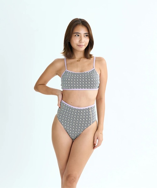ROXY（ロキシー）の「SOLEIL BIKINI /ロキシー幾何学模様バンドゥビキニ（水着）（水着・レディース・ブラック/ブラウン/グリーン・SMALL/MEDIUM/LARGE）」の6枚目の写真