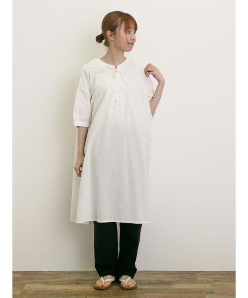 Samansa Mos2(サマンサ モスモス)の「【クールコットン】編み上げ前後2WAYチュニック(シャツ/ブラウス・レディース・ブラック/イエロー/オフホワイト/ブルー・F)」の8枚目の写真