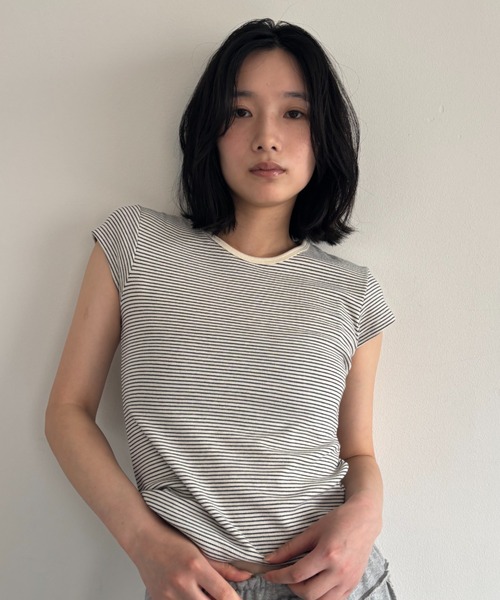 FUULLY STUDIO(フーリィーステューディオ)の「ボーダーコンパクトTEE(Tシャツ/カットソー・レディース・ブラウン/ネイビー/アイボリー・FREE)」の11枚目の写真