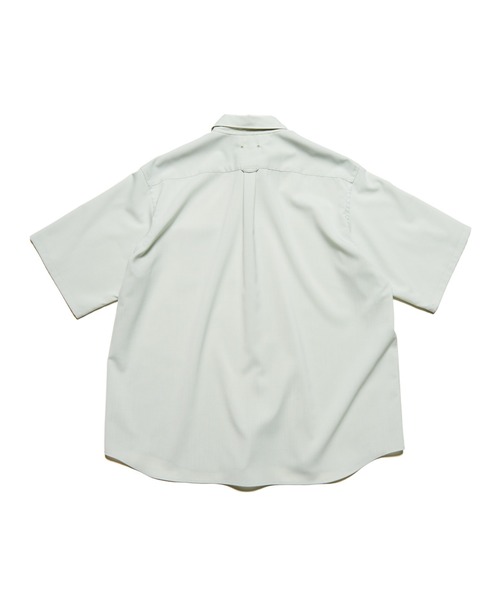 SOPHNET.(ソフネット)の「HIGH-TWIST POPLIN RELAX-FIT S/S SHIRT(シャツ/ブラウス・メンズ・チャコールグレー/ホワイト/ブラック/ライトグリーン・1/2/4/3/5)」の12枚目の写真