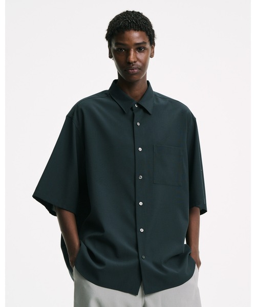 SOPHNET.(ソフネット)の「HIGH-TWIST POPLIN RELAX-FIT S/S SHIRT(シャツ/ブラウス・メンズ・チャコールグレー/ホワイト/ブラック/ライトグリーン・1/2/4/3/5)」の18枚目の写真