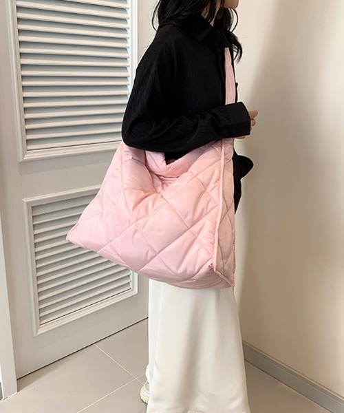 SANSeLF（サンセルフ）の「【SANSeLF】 ふくらみキルティング巾着ショルダー ストリングコードデザイン 2WAYユース saa25s009（ショルダーバッグ・レディース・カーキ/ブラック/ホワイト/ピンク/グリーン/ベージュ・FREE）」の6枚目の写真