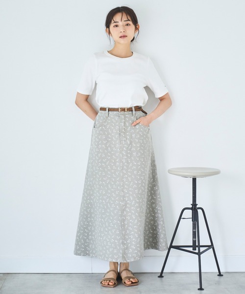 mil（ミル）の「デニム マーメイドスカート 【無地/フラワープリント】（スカート・レディース・ブラック/サックスブルー/グレイッシュベージュ・XS/S）」の17枚目の写真