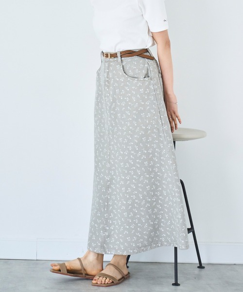 mil（ミル）の「デニム マーメイドスカート 【無地/フラワープリント】（スカート・レディース・ブラック/サックスブルー/グレイッシュベージュ・XS/S）」の14枚目の写真