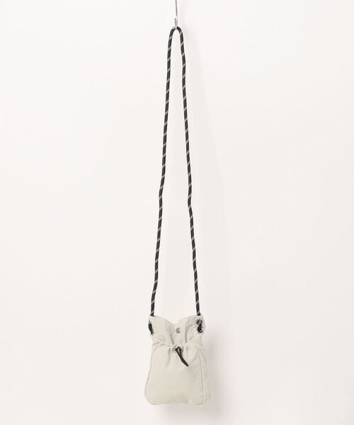 ammy.(エイミードット)の「【 ammy. / エイミードット 】 マルチ ポケット サコッシュ / ミニ ショルダー バッグ(ショルダーバッグ・レディース・ベージュ/アイボリー/ブラック/カーキ/ブルー・FREE)」の21枚目の写真