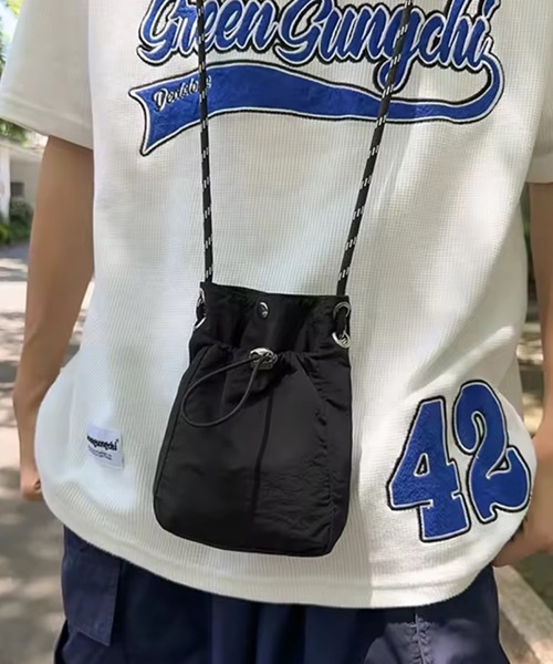 ammy.(エイミードット)の「【 ammy. / エイミードット 】 マルチ ポケット サコッシュ / ミニ ショルダー バッグ(ショルダーバッグ・レディース・ベージュ/アイボリー/ブラック/カーキ/ブルー・FREE)」の12枚目の写真