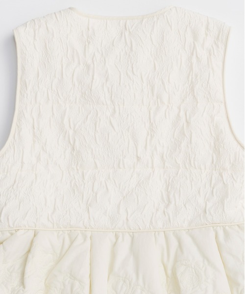 MAISON SPECIAL（メゾンスペシャル）の「Embroidery Peplum Vest/エンブロイダリーペプラムベスト（ベスト・レディース・マルチ/ホワイト/ブラック・FREE）」の12枚目の写真