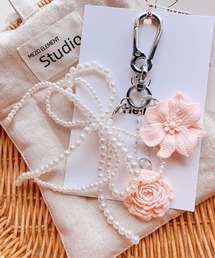 aimoha（アイモハ）の「パール＆ローズチャーム キーホルダー（キーホルダー）」