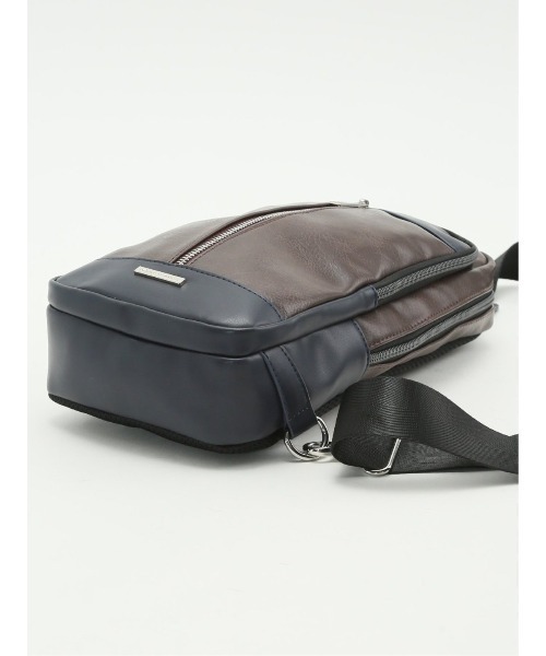 TAKA-Q(タカキュー)の「【二層式】タカキュー 配色 ボディバッグ(ボディバッグ/ウエストポーチ・メンズ・ネイビー/ブラウン・FREE)」の8枚目の写真