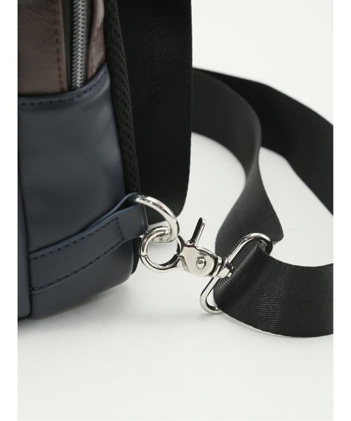 TAKA-Q(タカキュー)の「【二層式】タカキュー 配色 ボディバッグ(ボディバッグ/ウエストポーチ・メンズ・ネイビー/ブラウン・FREE)」の11枚目の写真