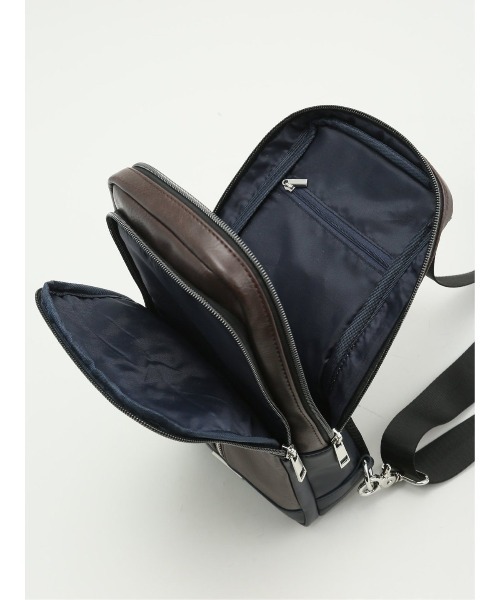 TAKA-Q(タカキュー)の「【二層式】タカキュー 配色 ボディバッグ(ボディバッグ/ウエストポーチ・メンズ・ネイビー/ブラウン・FREE)」の14枚目の写真