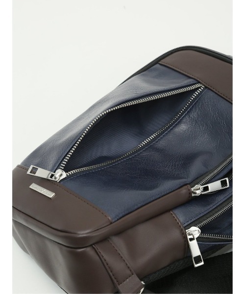 TAKA-Q(タカキュー)の「【二層式】タカキュー 配色 ボディバッグ(ボディバッグ/ウエストポーチ・メンズ・ネイビー/ブラウン・FREE)」の20枚目の写真