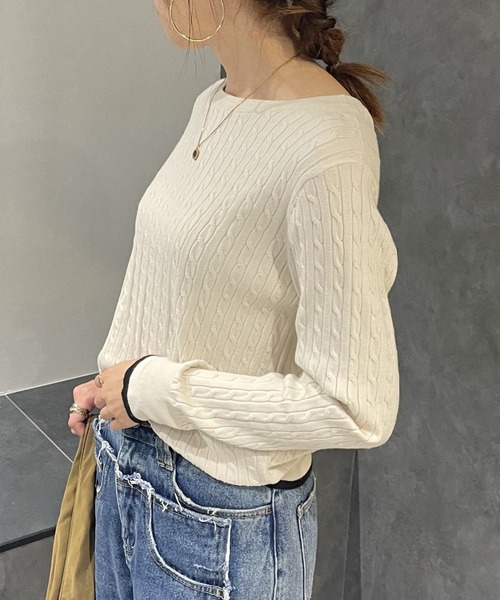 IKKA LOUNGE(イッカラウンジ)の「ミニケーブルニットプルオーバー(ニット/セーター・レディース・ブラック/ダークグリーン/ベージュ/オフホワイト/シルバー・M/L/S)」の2枚目の写真