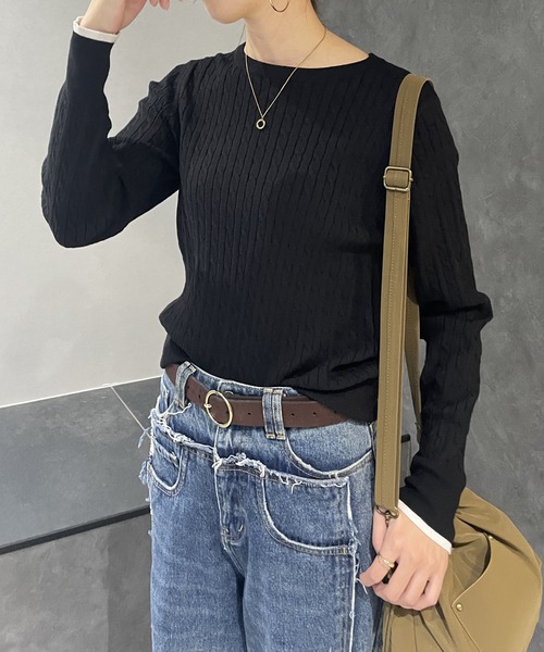 IKKA LOUNGE(イッカラウンジ)の「ミニケーブルニットプルオーバー(ニット/セーター・レディース・ブラック/ダークグリーン/ベージュ/オフホワイト/シルバー・M/L/S)」の3枚目の写真