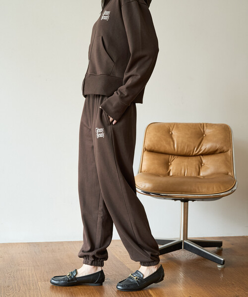 セール】限定展開 ロゴ 刺繍 裏毛スウェット ジョガーパンツ