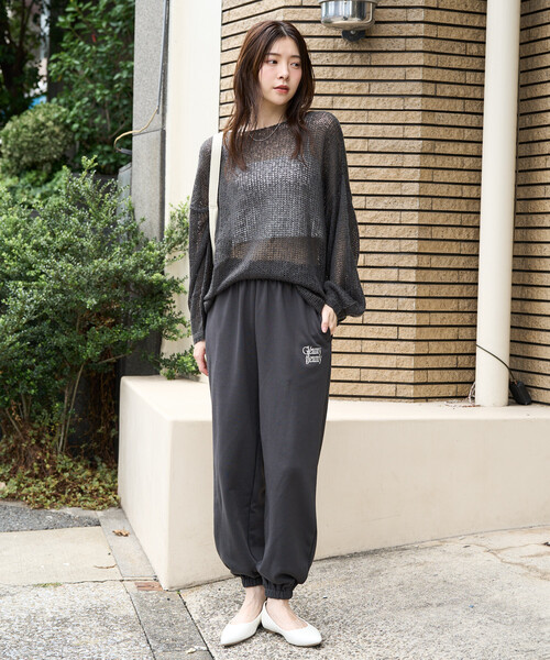 FREAK'S STORE（フリークスストア）の「限定展開　ロゴ 刺繍 裏毛スウェット ジョガーパンツ(セットアップ対応)（スウェットパンツ・レディース・ナチュラル/グレー/ブラック/ダークブラウン・ﾌﾘ-）」の17枚目の写真