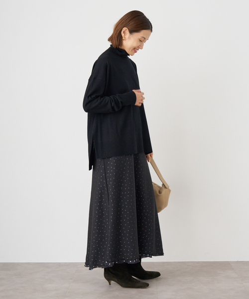 IENA（イエナ）の「ライトウールビッグタートルプルオーバー（ニット/セーター・レディース・ブラック/カーキ/グレー・FREE）」の5枚目の写真