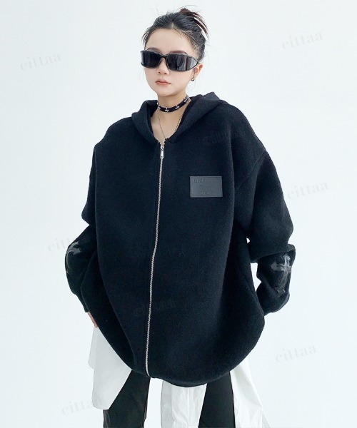 Dalfwin(ダールフィン)の「韓国ファッション フード付きクロスジップニットパーカー(パーカー・レディース・ブラック/ダークブラウン/グレー・FREE)」の5枚目の写真