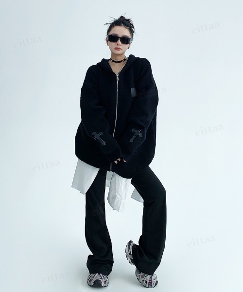 Dalfwin(ダールフィン)の「韓国ファッション フード付きクロスジップニットパーカー(パーカー・レディース・ブラック/ダークブラウン/グレー・FREE)」の10枚目の写真