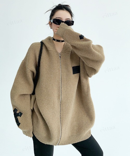 Dalfwin(ダールフィン)の「韓国ファッション フード付きクロスジップニットパーカー(パーカー・レディース・ブラック/ダークブラウン/グレー・FREE)」の22枚目の写真