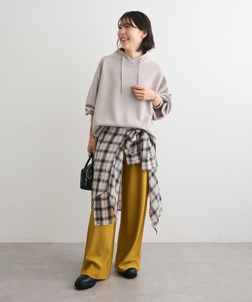 Green　Parks（グリーンパークス）の「楽ちんプリーツワイドパンツ（スラックス・レディース・ブラック/ホワイト系その他2/チャコールグレー/マスタード・FREE）」の21枚目の写真