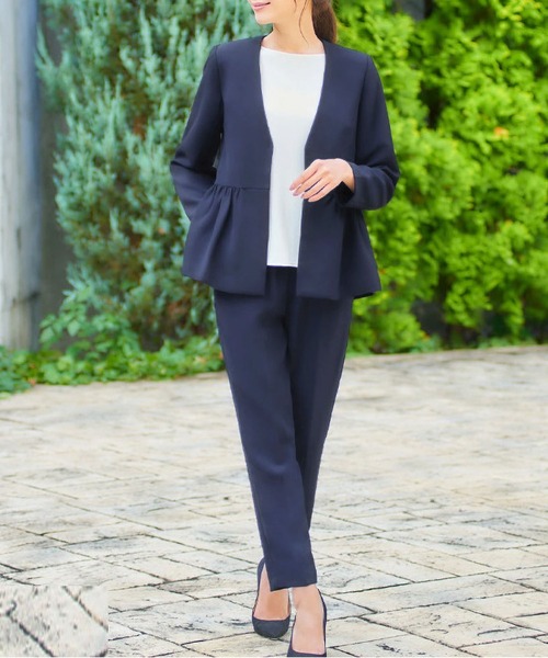 MAISON DE THERESE(メゾン ド テレーズ)の「ノーカラー セットアップ スーツ(ジャケット+パンツ)(セットアップ・レディース・ブラック/ライトピンク/ネイビー/アイボリー・M/L/XL)」の9枚目の写真