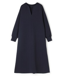 BEAUTY FORM JERSEY キーネックワンピース
