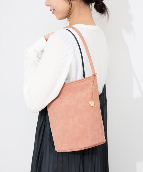 SLOBE IENA（スローブイエナ）の「《追加4》SLOBE バケツバッグ（ショルダーバッグ・レディース・ピンク/ベージュ/ブラック・FREE）」の3枚目の写真
